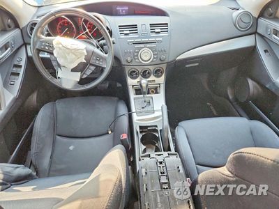Zdjęcie 8 z 13 samochodu: 2010 MAZDA 3 S VIN:JM1BL1S50A1322552 - miniatura