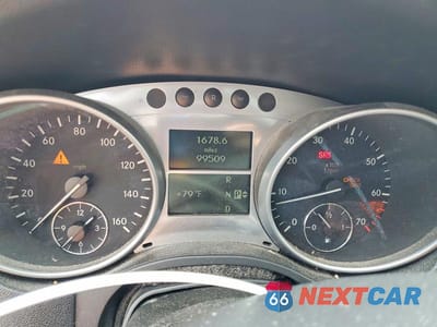Zdjęcie 9 z 13 samochodu: 2006 MERCEDES-BENZ ML 500 VIN:4JGBB75E46A058773 - miniatura