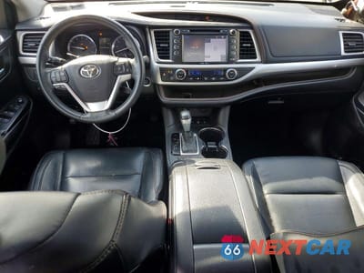 Zdjęcie 8 z 14 samochodu: 2015 TOYOTA HIGHLANDER XLE VIN:5TDJKRFH1FS217630 - miniatura