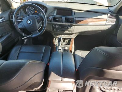 Zdjęcie 8 z 13 samochodu: 2013 BMW X5 XDRIVE35I VIN:5UXZV4C5XD0B17972 - miniatura