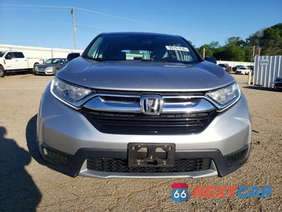 Piąte zdjęcie samochodu w środku: 2018 HONDA CR-V LX VIN:2HKRW6H35JH215935 - miniatura