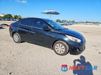Czwarte zdjęcie samochodu z boku: 2016 HYUNDAI ACCENT SE VIN:KMHCT4AE7GU084676 - miniatura