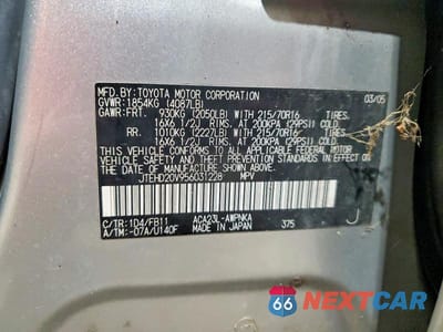 Zdjęcie 13 z 13 samochodu: 2005 TOYOTA RAV4 BASE VIN:JTEHD20V956031228 - miniatura