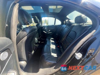 Piąte zdjęcie samochodu w środku: 2015 MERCEDES-BENZ C 400 4MATIC VIN:55SWF6GB7FU015154 - miniatura