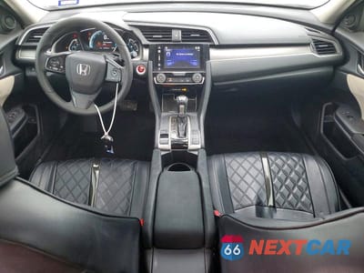 Zdjęcie 8 z 11 samochodu: 2017 HONDA CIVIC EX VIN:19XFC2F76HE029202 - miniatura