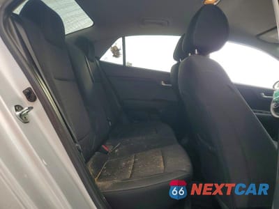 Zdjęcie 10 z 13 samochodu: 2022 KIA RIO LX VIN:3KPA24AD0NE466484 - miniatura