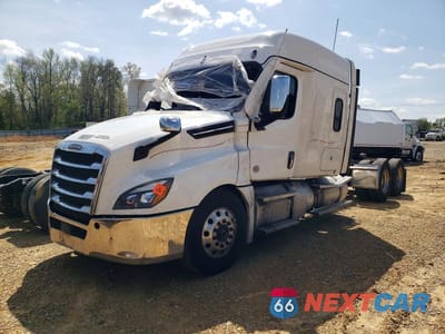 Drugie zdjęcie samochodu z przodu: 2025 FREIGHTLINER CASCADIA 126 SEMI TRUCK VIN:3AKJHHDR6SSVR9893 - miniatura