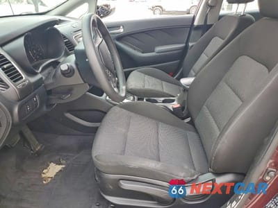 Zdjęcie 7 z 13 samochodu: 2018 KIA FORTE LX VIN:3KPFK4A79JE269906 - miniatura