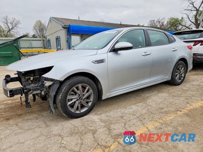 2020 KIA OPTIMA LX 5XXGT4L33LG402116 - główne zdjęcie licytacji z USA - miniatura