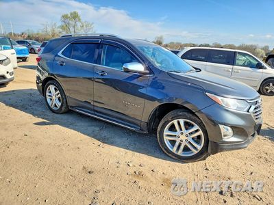 Czwarte zdjęcie samochodu z boku: 2019 CHEVROLET EQUINOX PREMIER VIN:3GNAXNEV7KL267070 - miniatura