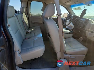 Zdjęcie 10 z 12 samochodu: 2009 GMC SIERRA K1500 SLE VIN:1GTEK29039Z294033 - miniatura