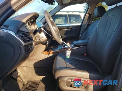 Zdjęcie 7 z 12 samochodu: 2015 BMW X5 XDRIVE35I VIN:5UXKR0C50F0P09380 - miniatura