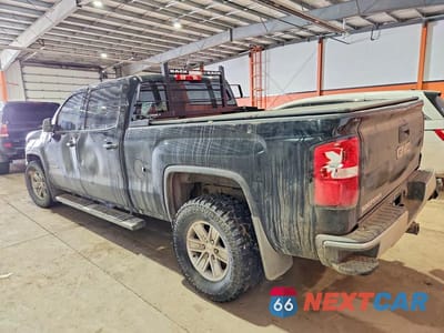 Drugie zdjęcie samochodu z przodu: 2018 GMC SIERRA K1500 VIN:3GTU2LEC1JG174494 - miniatura