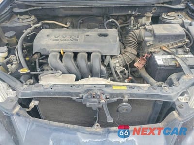 Zdjęcie 12 z 12 samochodu: 2005 TOYOTA COROLLA MATRIX XR VIN:2T1KR32E95C318897 - miniatura