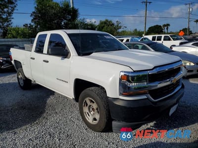 Czwarte zdjęcie samochodu z boku: 2017 CHEVROLET SILVERADO C1500 VIN:1GCRCNEH0HZ157299 - miniatura