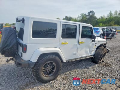Trzecie zdjęcie samochodu z tyłu: 2017 JEEP WRANGLER UNLIMITED SAHARA VIN:1C4BJWEG0HL553708 - miniatura