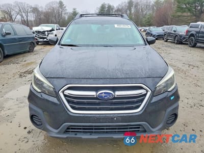 Piąte zdjęcie samochodu w środku: 2018 SUBARU OUTBACK 2.5I VIN:4S4BSAACXJ3324280 - miniatura