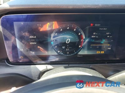 Zdjęcie 9 z 12 samochodu: 2018 MERCEDES-BENZ E 300 VIN:WDDZF4JB0JA368015 - miniatura