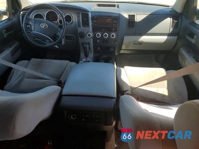 Zdjęcie 8 z 13 samochodu: 2011 TOYOTA SEQUOIA SR5 VIN:5TDZY5G19BS031548 - miniatura