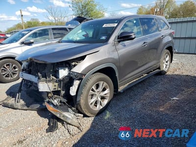 2015 TOYOTA HIGHLANDER LE PLUS 5TDBKRFH5FS159817 - główne zdjęcie licytacji z USA - miniatura