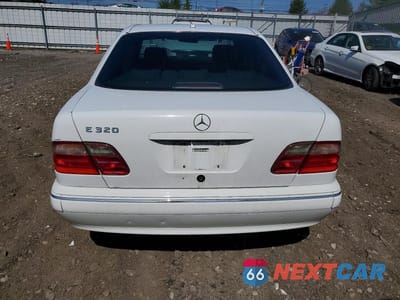 Zdjęcie 6 z 12 samochodu: 2000 MERCEDES-BENZ E 320 VIN:WDBJF65J8YA971162 - miniatura