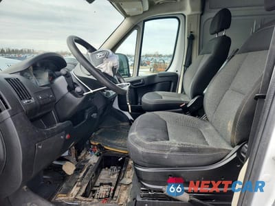 Zdjęcie 7 z 14 samochodu: 2015 RAM PROMASTER 3500 3500 HIGH VIN:3C6URVJGXFE506748 - miniatura
