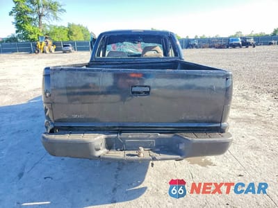 Zdjęcie 6 z 12 samochodu: 1996 CHEVROLET S TRUCK S10 VIN:1GCCS19X9T8109849 - miniatura