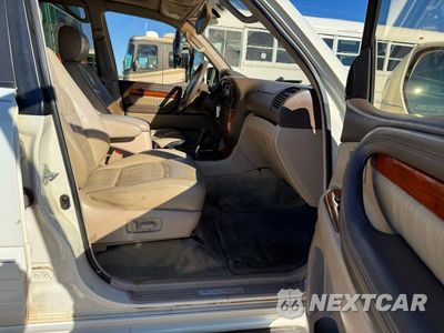 Piąte zdjęcie samochodu w środku: 1998 LEXUS LX 470 VIN:JT6HT00W9W0023792 - miniatura