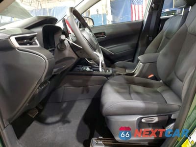 Zdjęcie 7 z 13 samochodu: 2026 TOYOTA COROLLA CROSS LE VIN:7MUBAAAG7TV188479 - miniatura