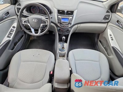 Zdjęcie 8 z 12 samochodu: 2012 HYUNDAI ACCENT SE VIN:KMHCU5AE4CU041460 - miniatura