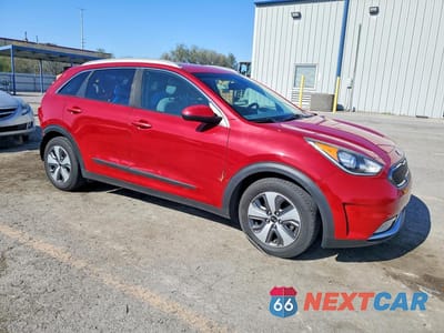 Czwarte zdjęcie samochodu z boku: 2018 KIA NIRO LX VIN:KNDCB3LC5J5190137 - miniatura