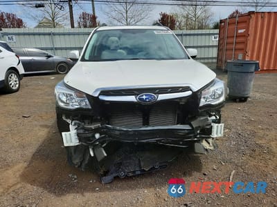 Piąte zdjęcie samochodu w środku: 2017 SUBARU FORESTER 2.5I PREMIUM VIN:JF2SJAEC3HH550595 - miniatura