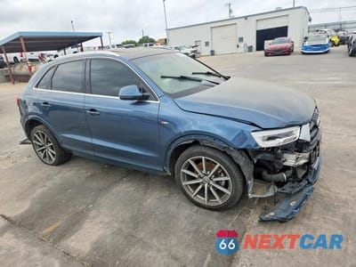Czwarte zdjęcie samochodu z boku: 2018 AUDI Q3 PREMIUM PLUS VIN:WA1JCCFS3JR027206 - miniatura