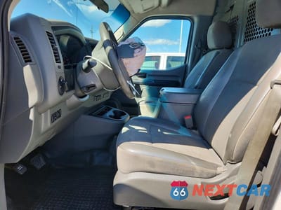 Zdjęcie 7 z 13 samochodu: 2016 NISSAN NV 2500 UTILITY / SERVICE VAN VIN:1N6AF0LY7GN807663 - miniatura
