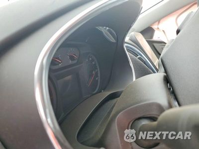 Zdjęcie 9 z 11 samochodu: 2019 CHEVROLET MALIBU LT VIN:1G1ZD5ST7KF124596 - miniatura