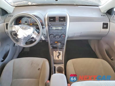 Zdjęcie 8 z 12 samochodu: 2010 TOYOTA COROLLA LE VIN:2T1BU4EEXAC300340 - miniatura