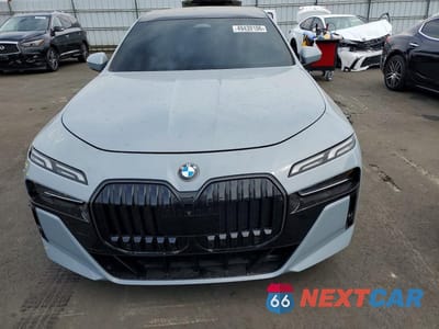 Piąte zdjęcie samochodu w środku: 2024 BMW 740 I VIN:WBA23EH00RCP97991 - miniatura