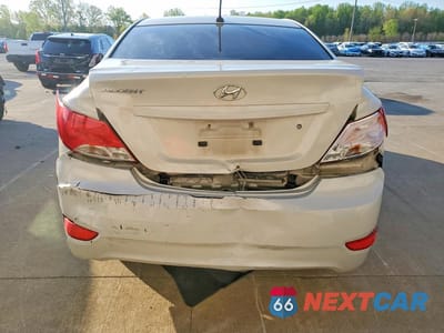 Zdjęcie 6 z 12 samochodu: 2016 HYUNDAI ACCENT SE VIN:KMHCT4AE5GU983469 - miniatura