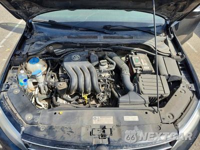 Zdjęcie 11 z 12 samochodu: 2015 VOLKSWAGEN JETTA BASE VIN:3VW2K7AJ1FM321387 - miniatura