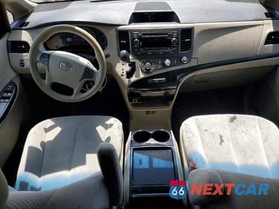 Zdjęcie 8 z 13 samochodu: 2011 TOYOTA SIENNA LE VIN:5TDKK3DCXBS015565 - miniatura