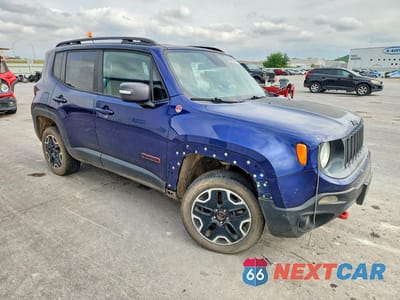 Czwarte zdjęcie samochodu z boku: 2016 JEEP RENEGADE TRAILHAWK VIN:ZACCJBCT6GPD35537 - miniatura
