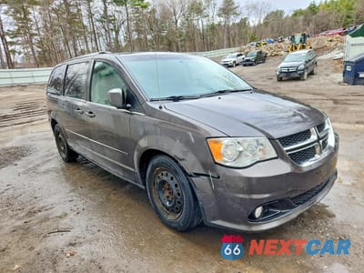 Czwarte zdjęcie samochodu z boku: 2016 DODGE GRAND CARAVAN SXT VIN:2C4RDGCG3GR353829 - miniatura
