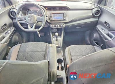 Zdjęcie 8 z 12 samochodu: 2019 NISSAN KICKS S VIN:3N1CP5CU2KL471158 - miniatura