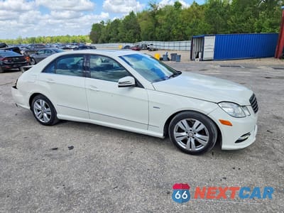 Czwarte zdjęcie samochodu z boku: 2012 MERCEDES-BENZ E 350 BLUETEC VIN:WDDHF2EB4CA547462 - miniatura