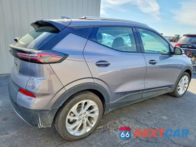 Trzecie zdjęcie samochodu z tyłu: 2023 CHEVROLET BOLT EUV LT VIN:1G1FY6S07P4130694 - miniatura