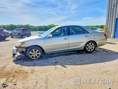 2005 TOYOTA CAMRY XLE 4T1BE32K85U978039 - główne zdjęcie licytacji z USA - miniatura