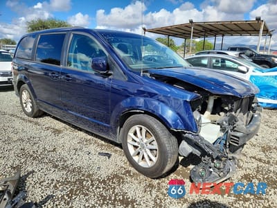 Czwarte zdjęcie samochodu z boku: 2014 DODGE GRAND CARAVAN SXT VIN:2C4RDGCG5ER262042 - miniatura