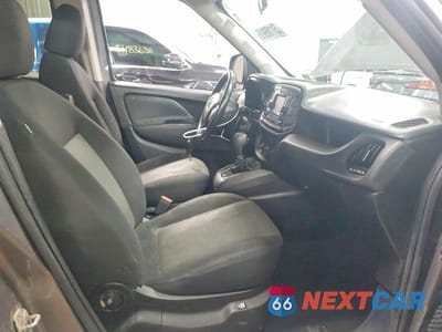 Zdjęcie 7 z 12 samochodu: 2018 RAM PROMASTER CITY SLT VIN:ZFBERFBB3J6L20864 - miniatura