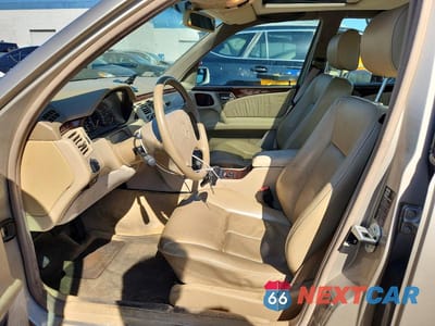 Zdjęcie 7 z 11 samochodu: 1998 MERCEDES-BENZ E 320 4MATIC VIN:WDBJF82F0WX004082 - miniatura