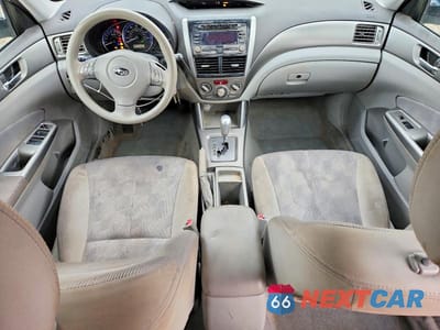 Zdjęcie 8 z 12 samochodu: 2010 SUBARU FORESTER 2.5X PREMIUM VIN:JF2SH6CC5AH907809 - miniatura